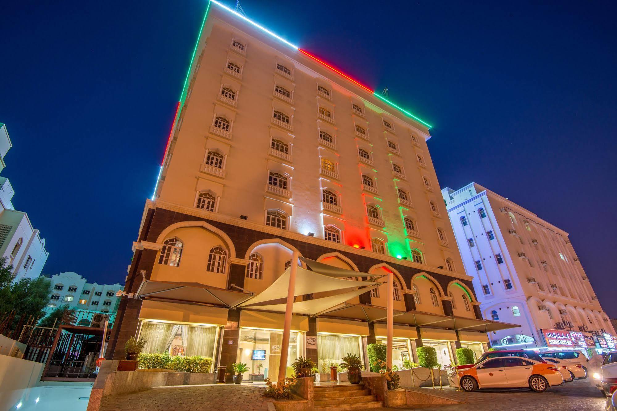 Caesar Hotel Muskat Bagian luar foto